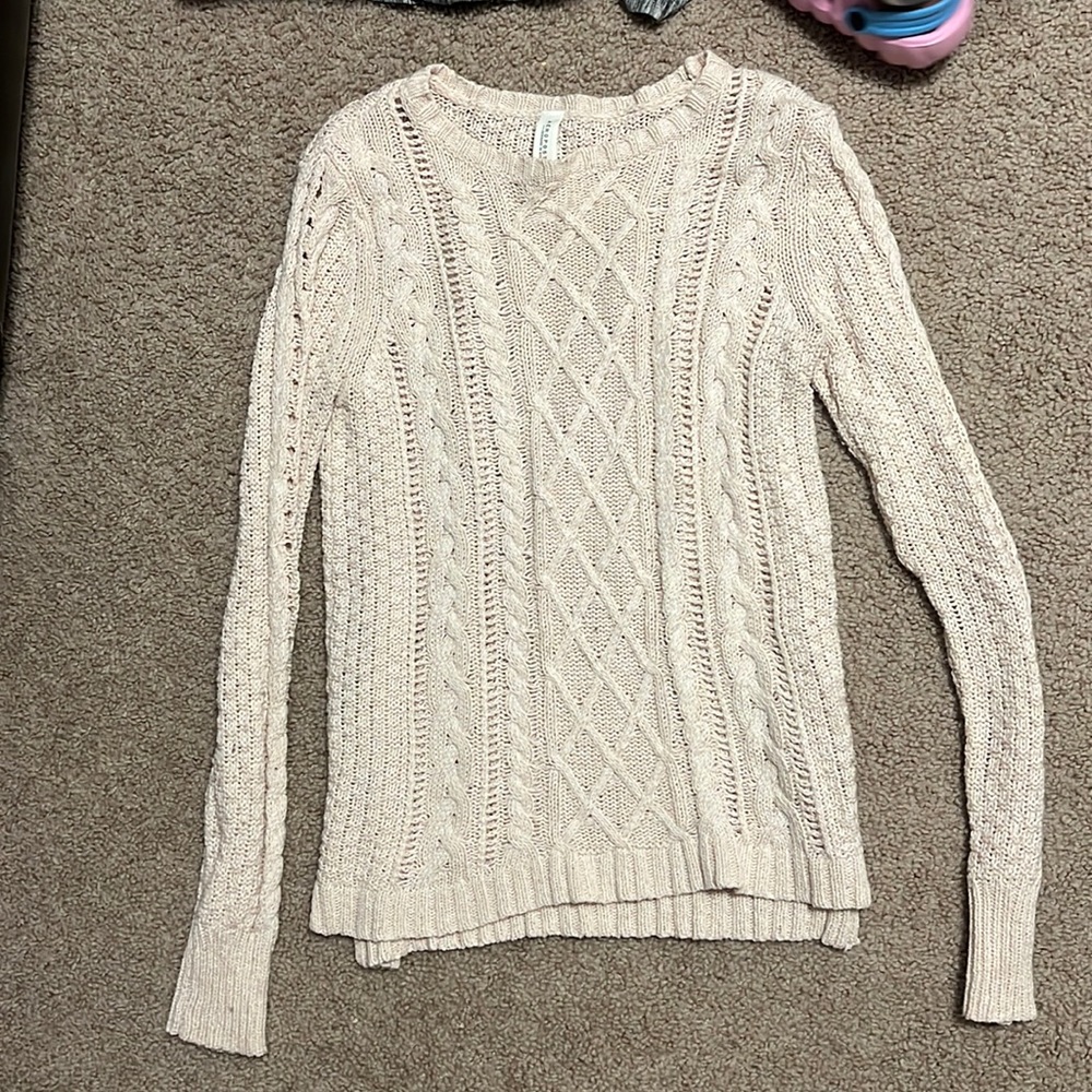 Aeropostale Light Pink Sweater Size Medium